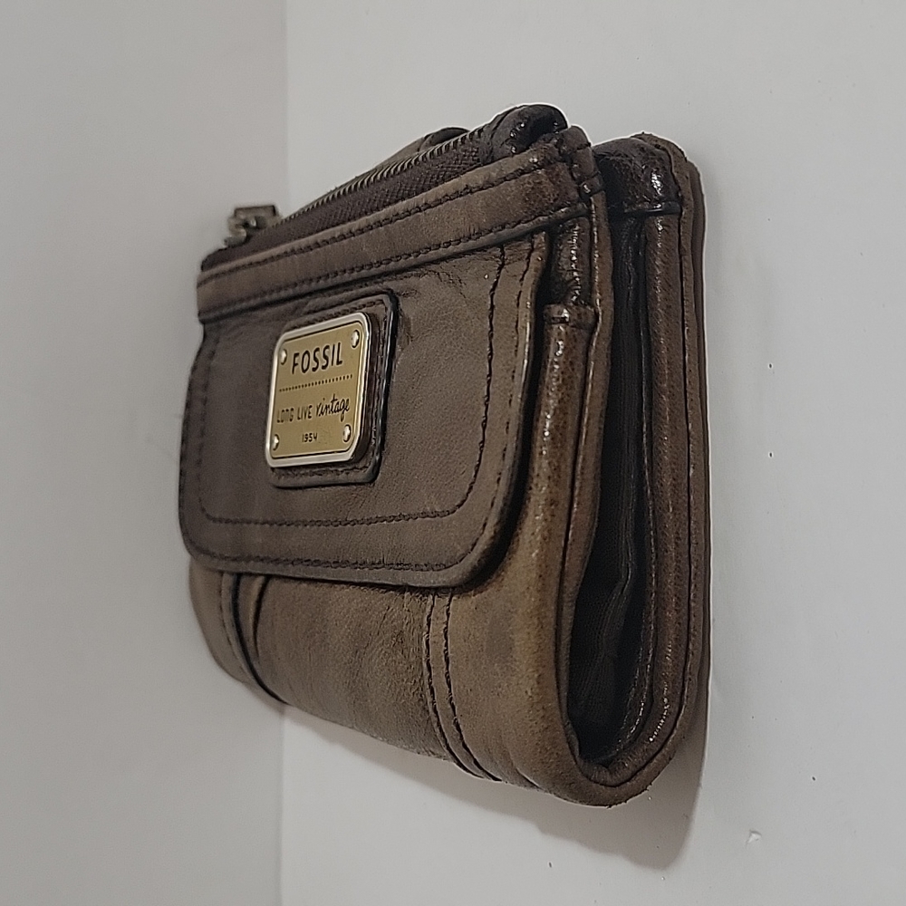 Fossil Wallet - Picture 3 of 8